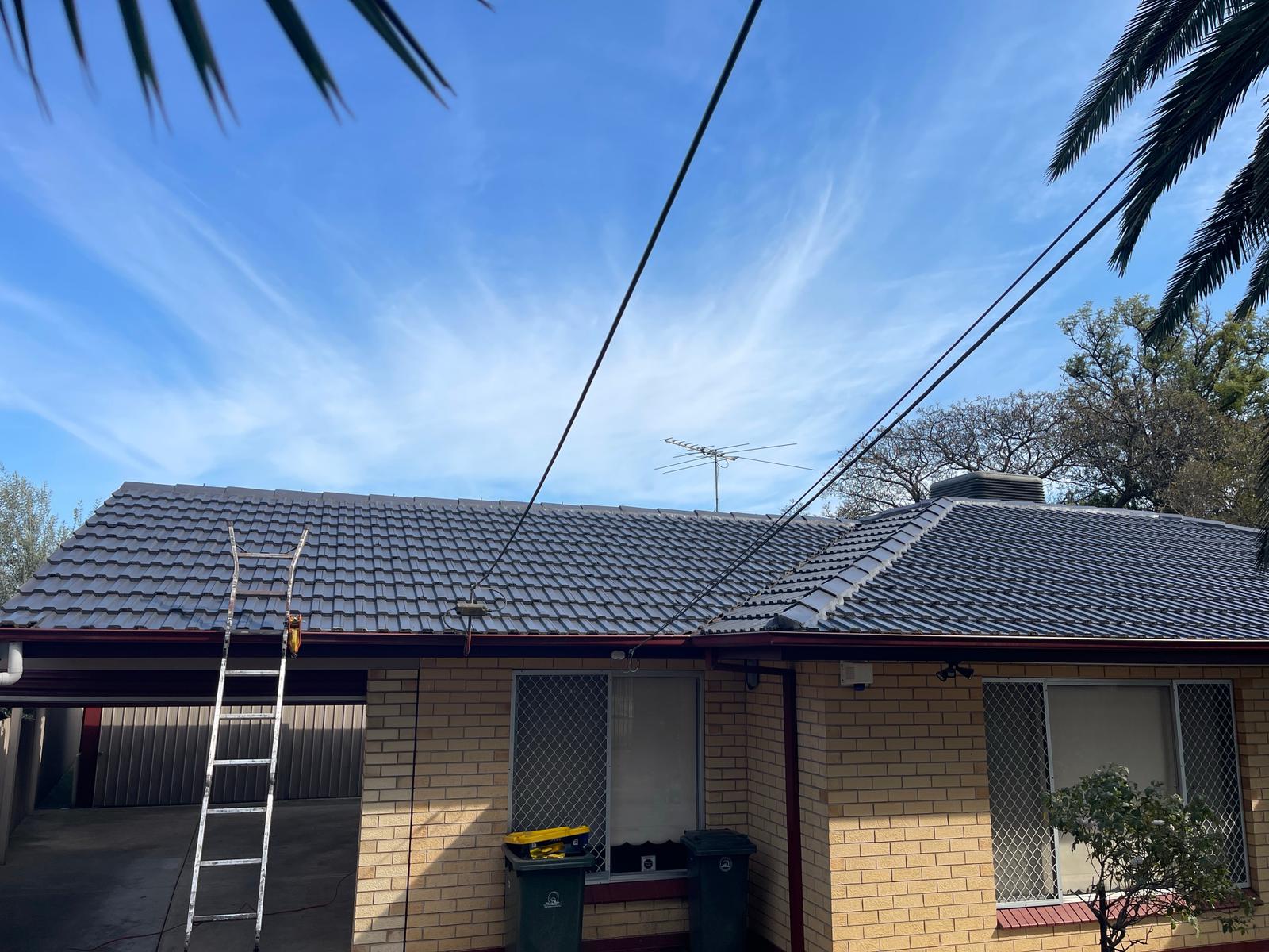 Roofing team